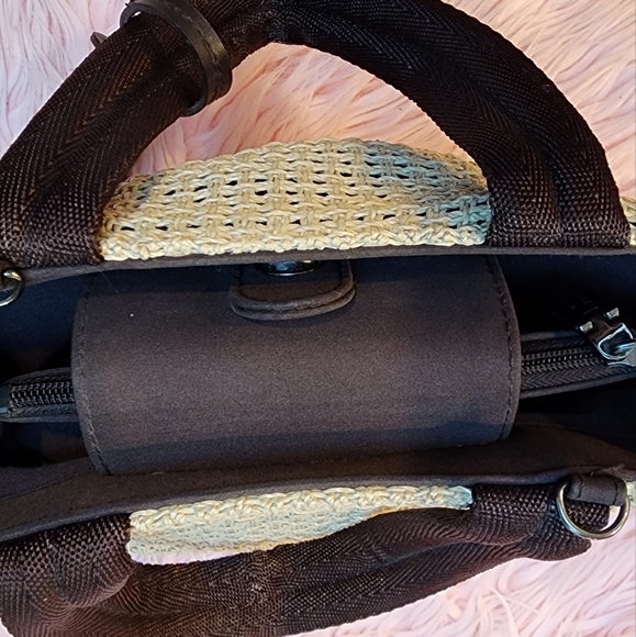 Mondani NY Rattan Style Bag - Picture 4 of 12